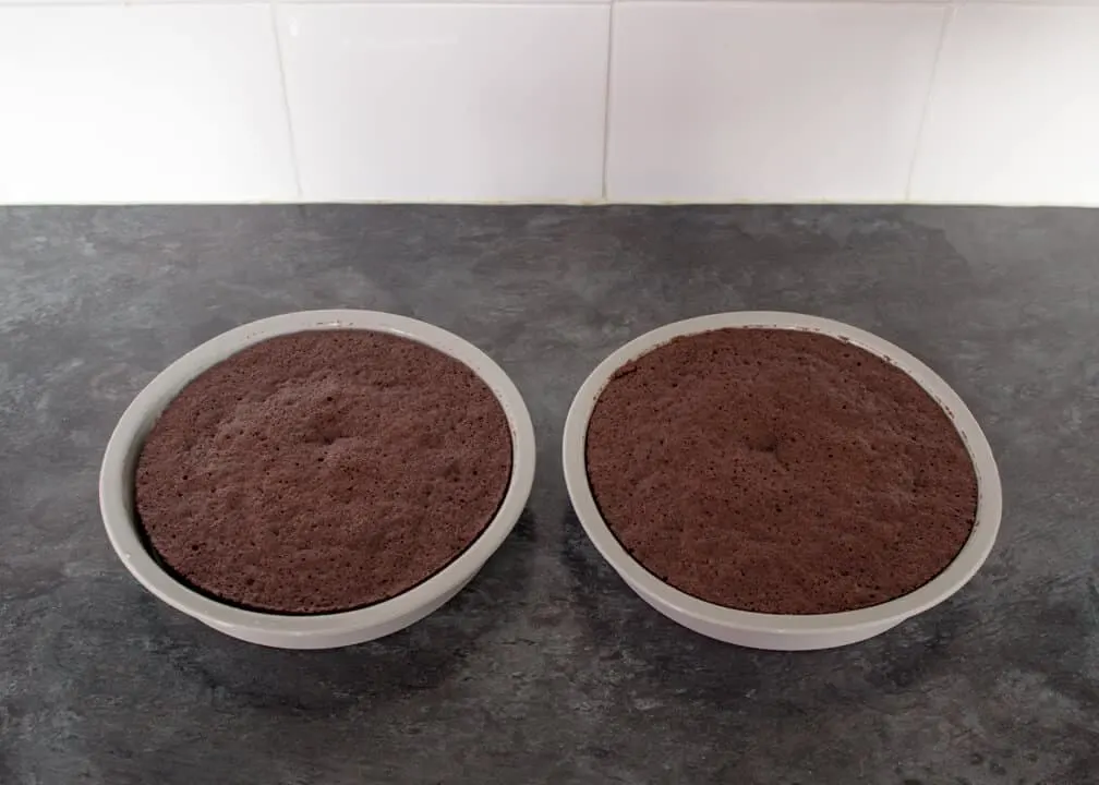 Emergency Microwave Chocolate Cake | Easy Cake Recipes | No Bake