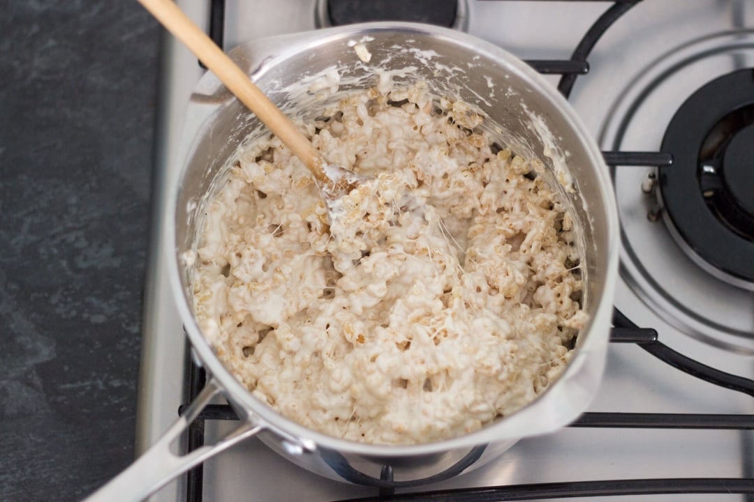Rice Krispies & melted marshmallow in a large saucepan