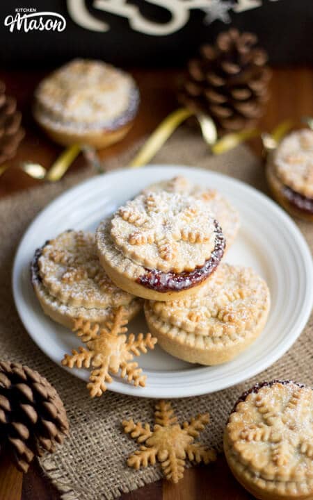 homemade shortcrust mince pies on a plate