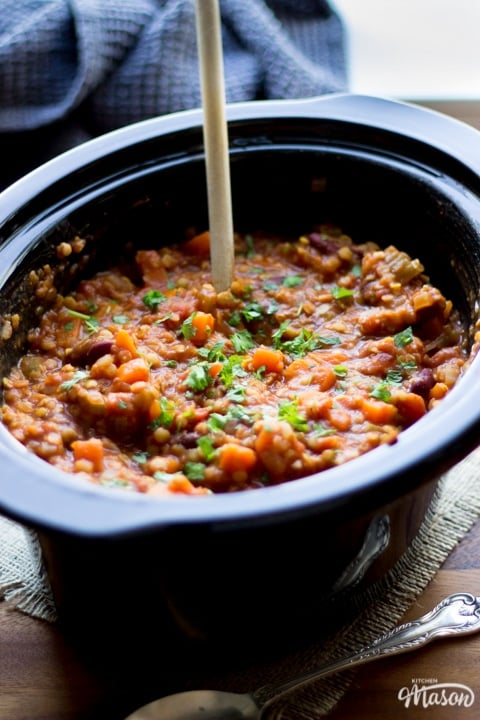 A slow cooker filled with vegetarian chilli