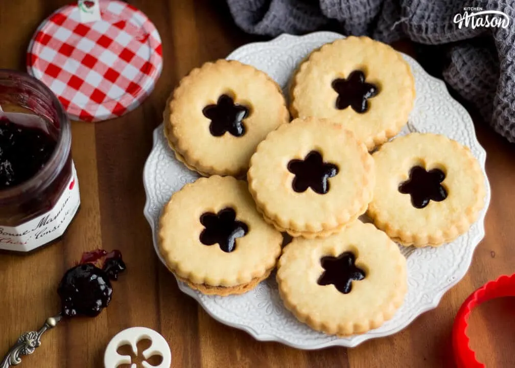 Jammy Dodger Recipe Easy Cookie Recipes Favourite Biscuit Recipes