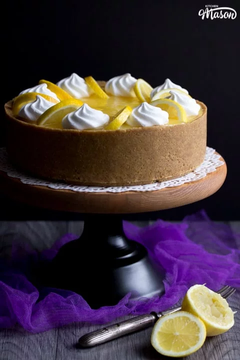 Lemon Cheesecake Recipe: lemon cheesecake on a cake stand