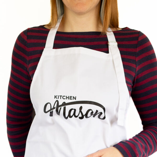 White adjustable apron with 2 pockets, tea towel loop and Kitchen Mason logo