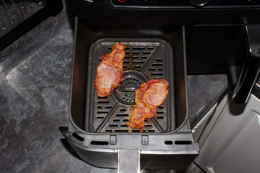 Cooked back bacon in an air fryer