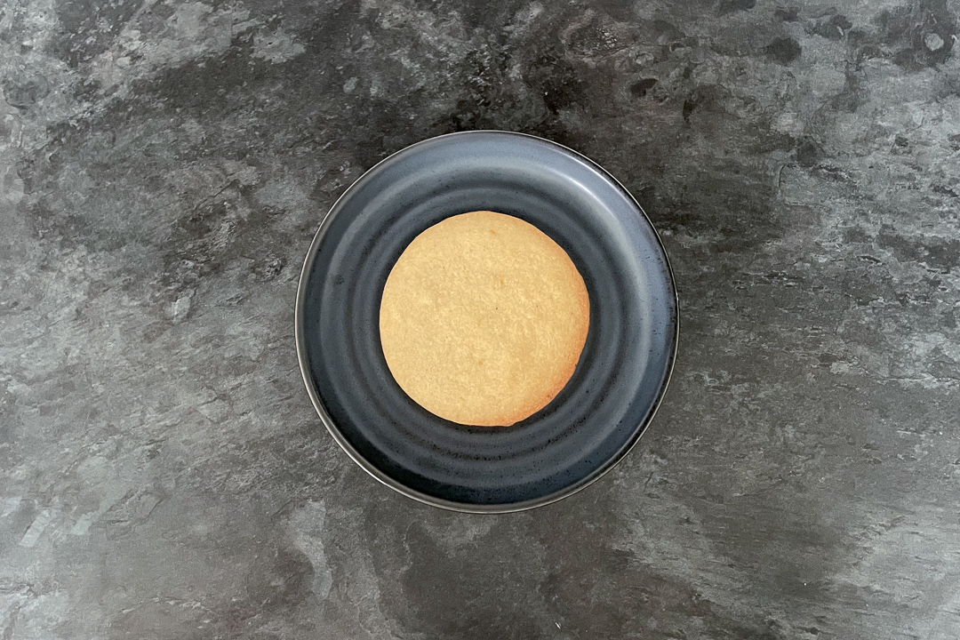 The base of the cookie tree on a plate