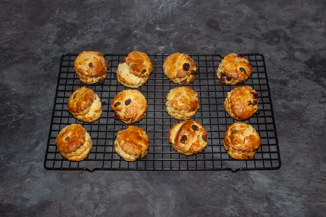 Fruit scones on a wire rack cooling