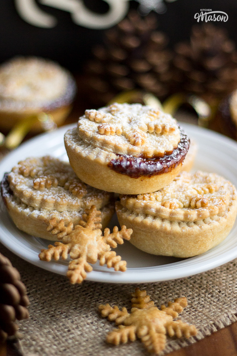 A plate of shortcrust pastry mince pies.