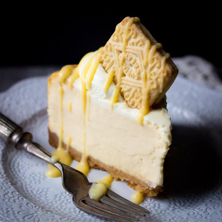 ★★★★★ (4.5)&nbsp;6 hrs Custard Cream Baked Cheesecake Recipe