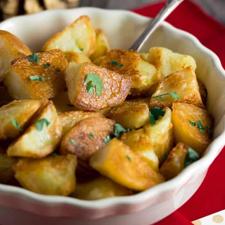 ★★★★★ (4.8)&nbsp;1 hr 15 mins How to Make Crispy Roast Potatoes