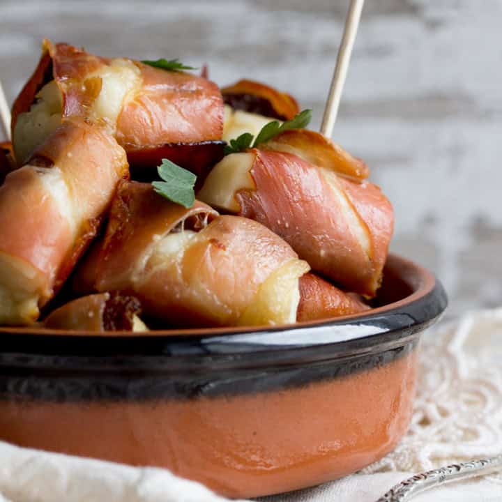 ★★★★★ (4.8)&nbsp;20 mins Quick Halloumi Prosciutto Bites!